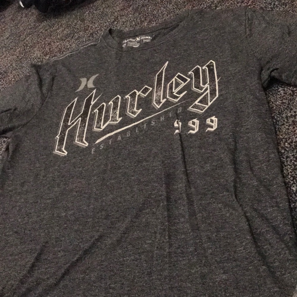 Hurley T-shirt
